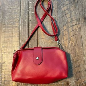 Red Leather Small Handbag w/adjustable and removable strap. Great Condition!